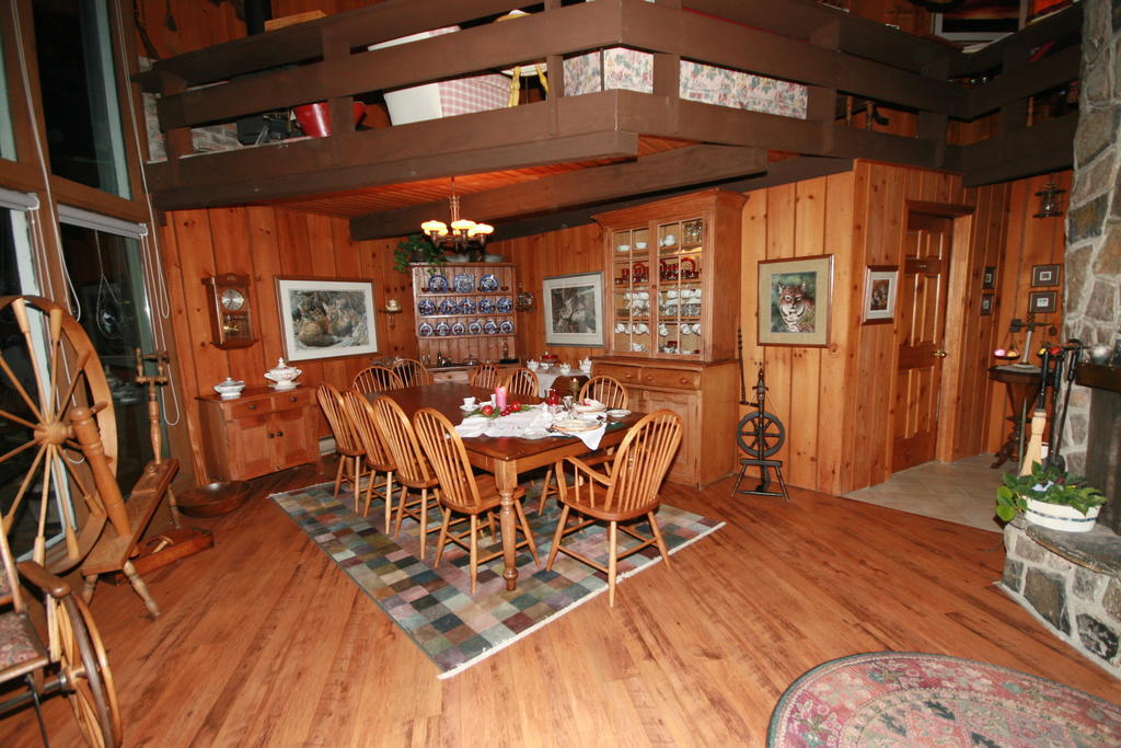 Stouffermill Bed & Breakfast Algonquin Highlands Extérieur photo